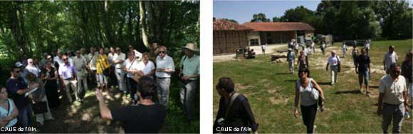 4 Photos du groupe de visiteurs